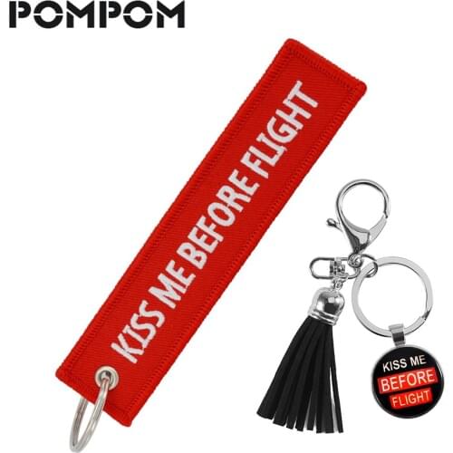 2PC/lot Kiss Me Before Flight Keychain For Bag Square Embroidery Message 13*3CM Keyring Aviation Gifts Key Tags Jewelry llavero
