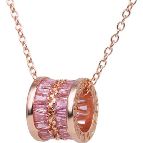 Bettyue New Arrival Hollow Out Style Necklace For Women Charming Lovely Pendant Anniversary Gift Party Zirconia Jewelry