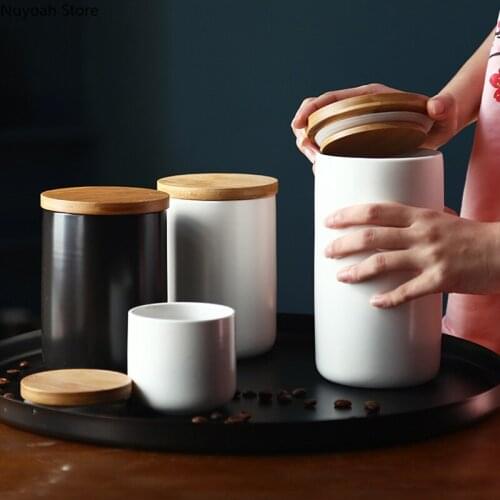 Nordic Solid Color Ceramic Sealed Jar with Lid Food Coffee Bean Powder Storage Tea Storage Seasoning Household Storage Jar