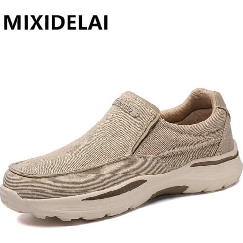 Mens Canvas Vulcanized Shoes Breathable Loafers New Comfortable Mens Shoes Outdoor Walking Shoes Lightweight Men Sneakers