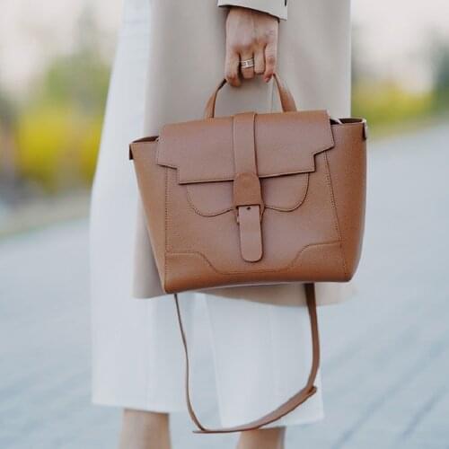 High Quality Genuine Leather Backpacks for Women Runway Shoulder Bag Backpacks Fashion Female Traval School Backpack