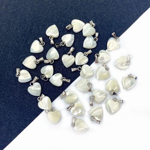 Natural Sea Shell Pendant Charm Carved Heart Shaped White Jewelry DIY Handmade Necklace Accessories Wholesale