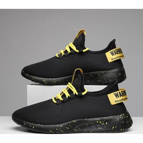 2021 Summer mens lightweight running shoes sports shoes ultra light breathable walking shoes mens sports shoes
