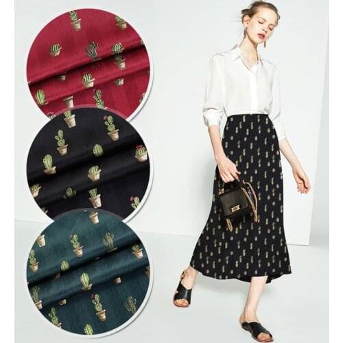 108CM Wide 19MM Cactus Jacquard Stretch Dark Green Black Red Silk Fabric Good for Summer Dress Skirt Shirt Pants JH108