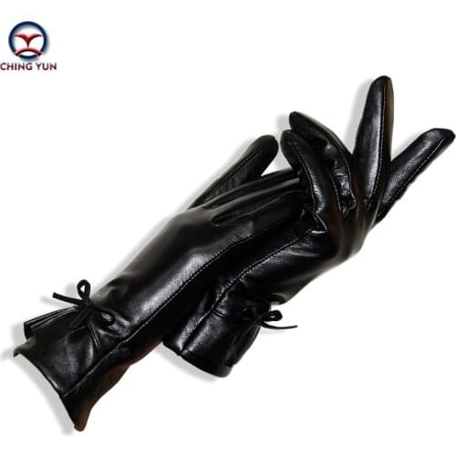 2018 New spring Winter Fashion solid black color women glove winter warm ladies fluff bow gloves genuine leather soft woman 02