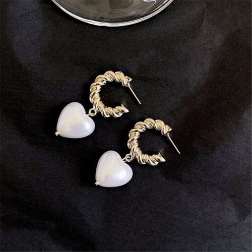 Vintage Pearl Heart Earrings for women Geometric Retro Dangle Drop Earrings Korean Wedding Party Fashion Jewelry Wholesale