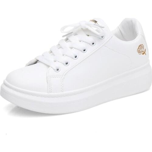 Embroidered White Sneakers New Autumn Women Shoes 2021 Women Casual Shoes Fashion Breathable Flower Lace-Up Women Sneakers