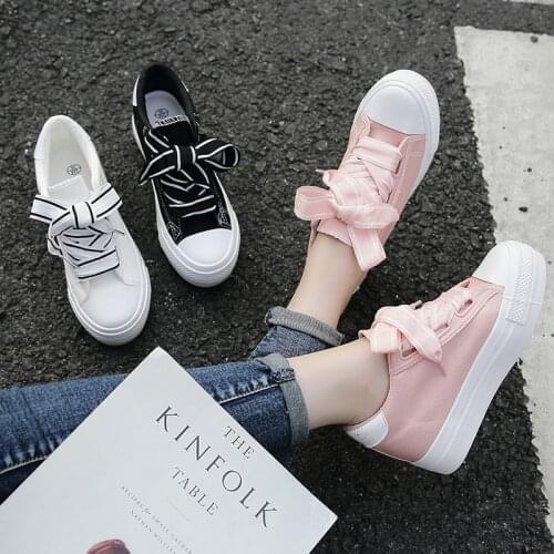 New high canvas shoes with thick soles spring autumn 2020 womens shoes ribbon small womens casual shoes low top cloth shoes