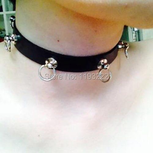 Handmade Women Sexy Punk Rock Designed O Round Pin Leather Choker Collar Charm Necklace
