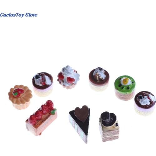 8pcs/lot Fake Kitchen Toys Mini Resin Food 3D Strawberry Chocolate Cake Art Miniature Decoration Charm Craft high quality