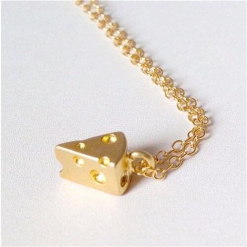 Popular In Europe And America, Eight-Petal Patchwork Cheese Pendant Necklace