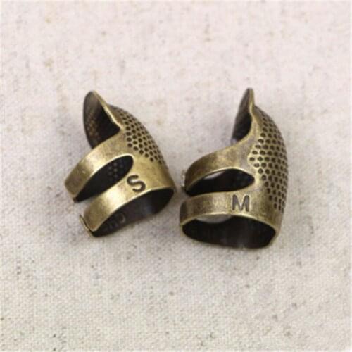 Quality Metal Brass Sewing Thimble Needles Retro Finger Protector Thimble Ring Handworking Needles Sewing Accessories