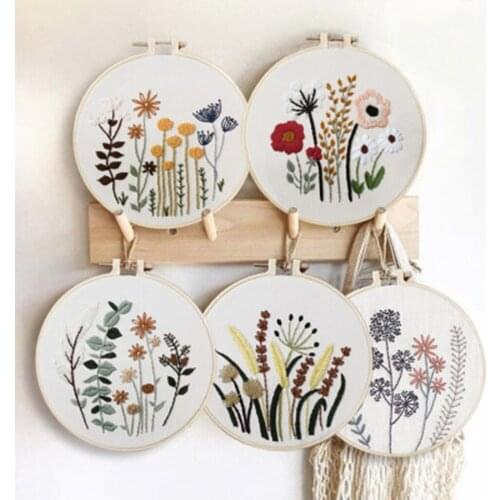 Diy Embroidery Flowers Hand Embroidery Cross Stitch Kit Ribbon Painting Embroidery Hoop Home Decoration