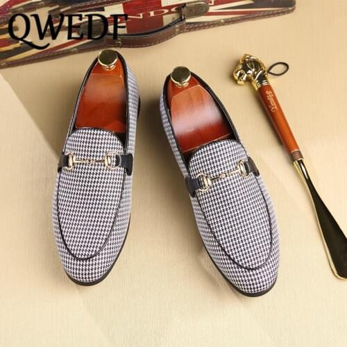 2019 new mens shoes Peas shoes mens driving shoes a pedal tide shoes men Fashion British style Comfortable and breathableHX-56