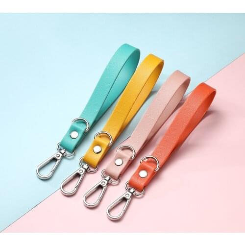 Trendy Fresh Color PU Strap Key Chain Purse KeyRing Bag Women Men Car Keychain Pocket Waist Holder Keyrings PU Leather Accessory