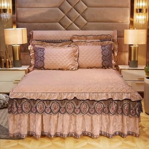 Velvet Warm Soft Flat Bed Sheet Queen King Bed Spread Bed Skirt Plush Luxury Lace Padded Bed Skirt No Pillowcase