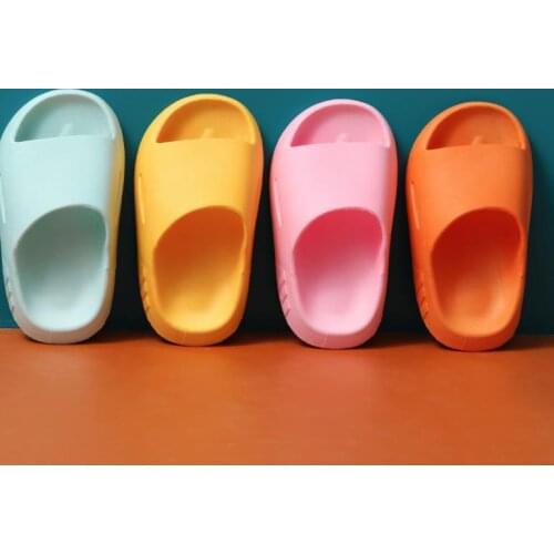 Childrens Slippers Summer Pinkycolor cute Beach Shoes For Boys Girls Waterproof Antiskid Bathroom Kids Slippers Soft Baby Shoe