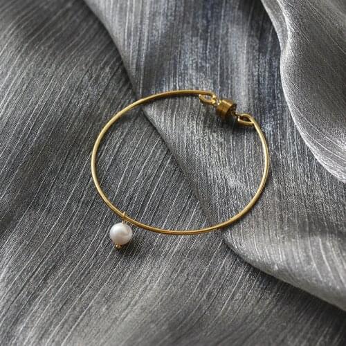 MODAGIRL Fashion Freshwater Pearl Charm Bangle Bracelet Gold Plated Magnetic Bracelet Women Stainless Steel Jewelry