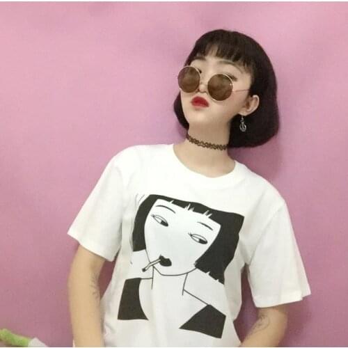 Smoking Girl Printing T Shirt Fashion Tumblr Grunge Tshirts Graphic Aesthetic Shirt Clothes Women Short Sleeve Tee Tops