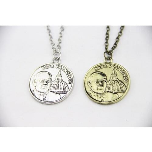 ZRM 20pcs/lot Wholesale Fashion Jewelry Vintage Charm Papa Francisco Pendant Necklace Visita Colombia Necklace 2017 Hot