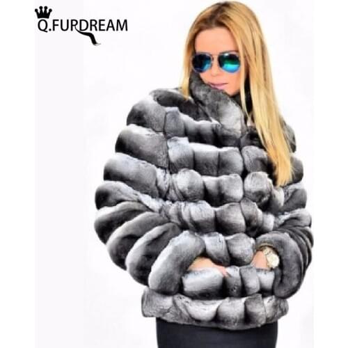 Q.FURDREAM Fashion Short Rex Rabbit Fur Coat Stand Collar Chinchilla Color High Quality Winter Warm Luxurious Warm Jacket