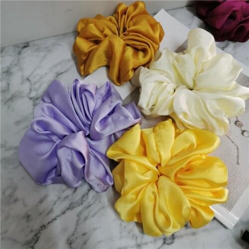 2021 Oversized Hair Scrunchies Rubber Hair Ties Elastic Hair Bands Girls Ponytail Holder Satin Scrunchie Women Hair Accessories