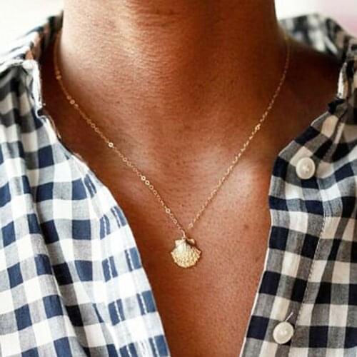 Ethnic Beach Style Metal Scallop Shell Pendant Necklaces for Women Gold Chain Vintage Geometric Clavicle Necklace Jewelry YN60