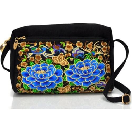 2019 new national wind embroidered bag canvas three zipper double-sided embroidery diagonal female bag holiday large purse