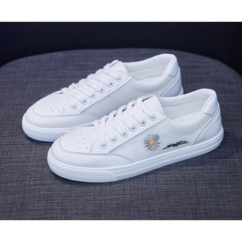 New Lace Up Women Shoes Solid Leather Vulcanized Shoes Flat Bottom Floral Breathable Student Casual Shoes Woman Flats Plus Size