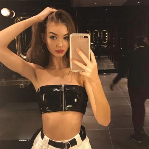Sexy Strapless Tube Top Women Vogue Black Zipper Cropped Bandeau Tops Underwear Bras 2018 Summer Street Style Crop Tops