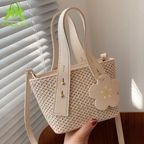 Fashion Girl Straw Woven Handbag Summer Flower Design Hand-Woven Rattan Bag Bohemia Beach Woman Shoulder Messenger Bucket Bags