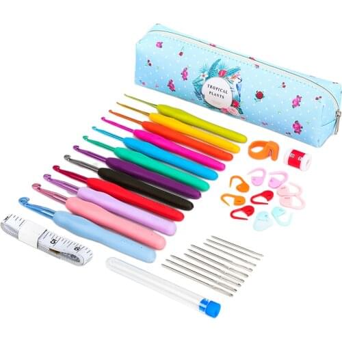 Crochet Hooks Set, Crochet Hooks with Case, Comfortable to Grip, Extra Long Crochet Needles