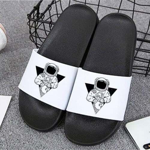 Womens Shoes Summer Indoor Slippers Anti-slip bathroom sandals Fashion Leisure Home Slippers Beach Swimming Slides Ladies shoes