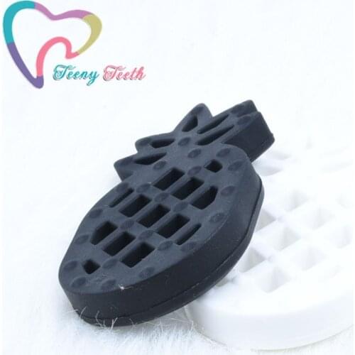 Teeny Teeth 1 PC Pineapple Baby Silicone Teether Toy DIY Pacifier Chain Baby Teething Beads BPA Free Silicone Pineapple Pendant