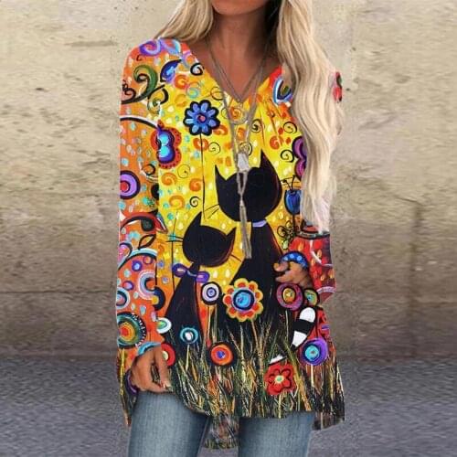 Novelty Lady Cartoon Print Top Round Neck Casual Streetwear Loose Long-sleeved Colorful T-shirt For Female 2021 Spring Loose Tee