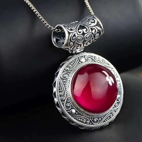 MetJakt Vintage Pattern Natural Red Corundum Pendant Necklace Solid 925 Sterling Silver Pendant for Sweater Chain for Women