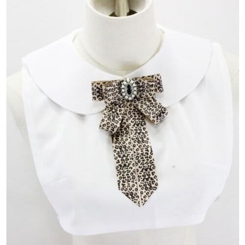 Women Layered Ribbon Bowknot Brooch Pin Luxury Glitter Rhinestone Jewelry Decor Leopard Printed Collar Shirt Dress Jewelry