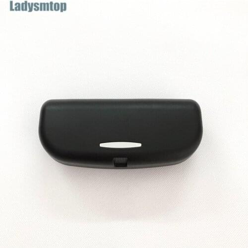 Ladysmtop Car Sunglasses Holder Glasses Case For Volkswagen vw Tiguan Passat CC Golf GTI R20 R36 Jetta POLO EOS Scirocco
