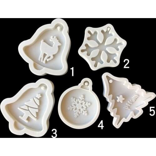 A number of hole Christmas tree snowflake mold fragrance gypsum expansion listing Christmas pendant drop mold