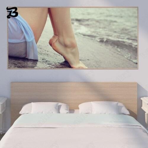 Figure Oil Painting Wall Art Long Beautiful Legs Up Feet Art Canvas Painting Posters and Prints for Living Room Home Decoration
