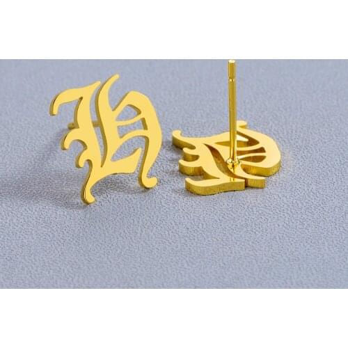 Chandler 316L Stainless Steel Stud Earring Letter H Earring Captial Initial Words Name Custom Jewelry Tiny Samll Oorbellen Gift
