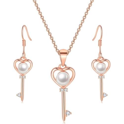 Double Fair Imitation Pearls Jewelry Set For Women Korean Magic Key Earrings Necklace Light Gold Color Wedding Wholesale S535