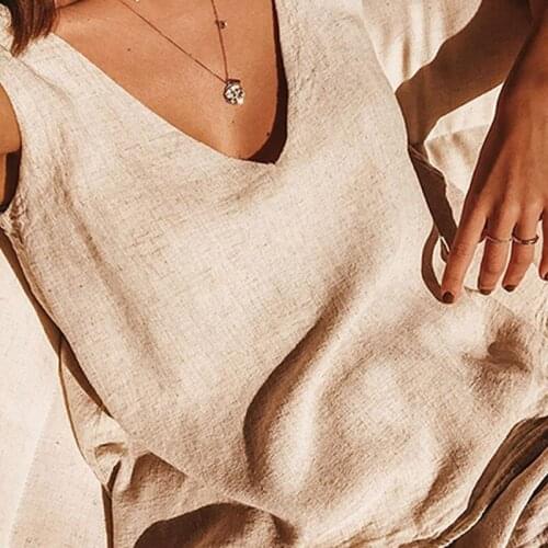 2021 spring and summer simple two-piece womens casual solid color top and elastic waist shorts home service sexy vest sportswea