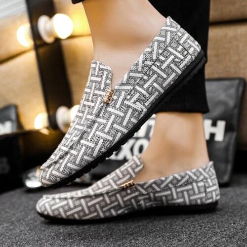 Peas Shoes Men Flats Shoes Mens Casual Sneakers Non-slip Wear-resistant Flat Shoe Mens Loafers Driving Shoes Zapatillas Hombre