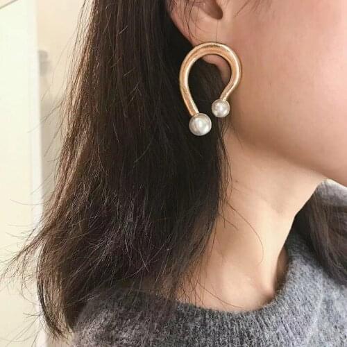 Abayabay U Type Earring Women Cute Stud Hoop Earrings Artificial Pearl Girls Yellow Gold Color Lovers Trendy Jewelry Pendientes