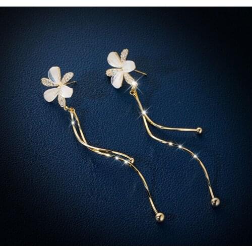 2021 Valentines Day Gift Small Daisy Flowers Earrings Women Fashion Luxury Accessories for Jewelry 925 Silver Needle Earrings