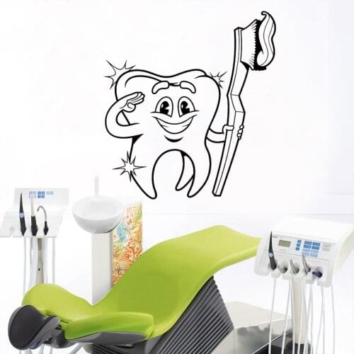 Cartoon Smiling Tooth Holding Tooth Brush Wall Vinyl Sticker Teeth Dentist Decal For Dental Clinic Decoration Removable A001820