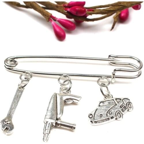 New Hot Car Repair Kit Pendant Mini Wrench Steel Ruler Hacksaw Alloy Car Pendant Brooch Dad Holiday Gift Souvenir Badge