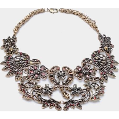 Amorita boutique Exquisite flower texture design necklace vintage necklace