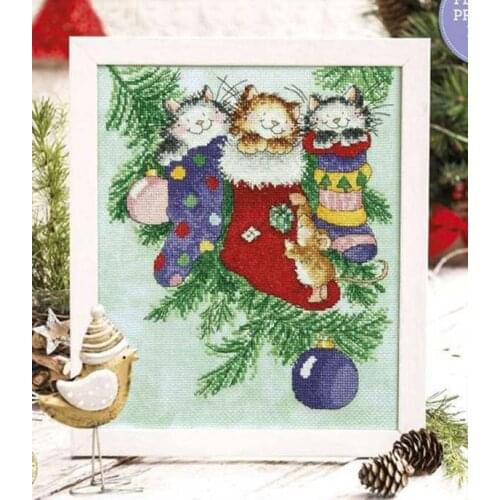 Magazine-Christmas Sock Cat 31-35 Cross Stitch Set Cross-stitch Kit Embroidery Needlework Craft Packages Cotton Fabric Floss